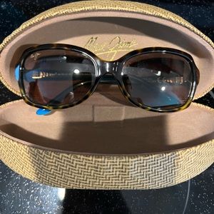 Maui Jim womans sunglasses